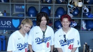 Number＿iが佐々木朗希やロバーツ監督と記念写真　ドジャース公式SNSで公開「奇跡的な瞬間」