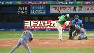 【阪神】桐敷拓馬がヤクルト戦３個目の与死球に平謝り　宮本丈のもとに歩いて直接謝罪
