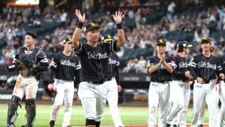 【日本ハム】現役引退ソフト中村晃を労い「19年間お疲れさまでした」大型ビジョンにメッセージ