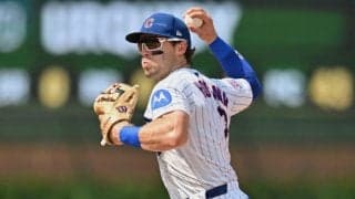 爆速反応→“神業ダイビング”に日米虜「初めて見た」　安打強奪の美技…MLBで「トップ5に入る」