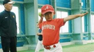 子どもの投球が「スライダー回転」するのはなぜ？　野球肘を誘発する投げ方の“角度”
