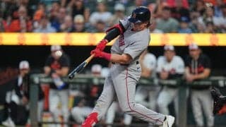 MLB史上初の珍記録！同一シーズン、同じ対戦カードの両チームで複数アーチ　ラッチマンが快挙