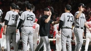 【巨人】４時間37分の死闘で全員野球　球団初10投手継投＆24人出場、小林誠司まで登板準備