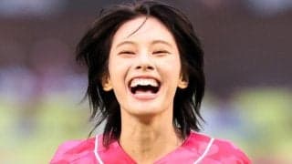 【楽天】ボートレースCMキャラクターの安斉星来が始球式　ツーバウンド投球に「30点」