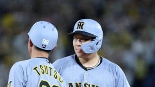 【阪神】大山悠輔の顔面めがけ危険ボール　ヘルメット飛ばして間一髪　ファンは悲鳴と怒号
