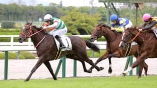 【阪神５Ｒ・２歳新馬】名牝リスグラシューの娘リスグロワールが初陣Ｖ　母とのコンビでＧ１・３勝のレーン騎手も期待「今後も楽しみにできると思う」