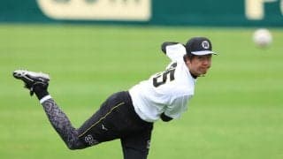 【阪神】才木浩人、高橋遥人らが投手指名練習　連覇へM18　巨人と2・5差で残り21試合