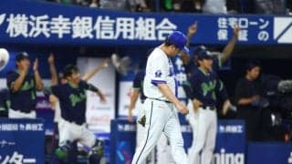 ＤｅＮＡ連勝３でストップ　ヤクルトに３・５差に迫られる　同点の延長十回に伊勢が２失点　九回はレイノルズがまさか４四球で失点