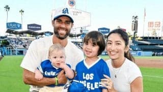 ドジャース　スミスが見せた子供への表情がもう　元同僚の長男と優しく触れあい「私の心が♥」ファン感動　日系才媛のテイラー夫人が秘蔵ショット公開