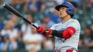 岡本和真が２戦連発の30号、新人３人の大台到達はMLB史上初