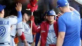 ブルージェイズが勝率５割復帰！岡本和真が３０号ソロ含むマルチ安打で打線けん引　ＰＯ圏内のガーディアンズまで１勝差キープ