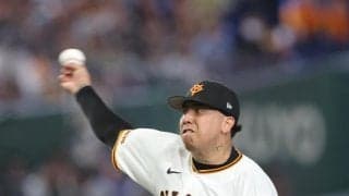 巨人先発マタが３回１安打無失点で降板　２番手で代木がマウンドへ　解説者「アクシデントしか考えられない」「もともと３回で代えるのは考えていなかったと思う」