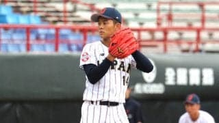 侍Jで唯一…台湾メディアが156キロ左腕を囲んだワケ　他国の逸材にも「負けない」