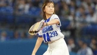 白ミニスカも関係なし　「超絶カワイイ」女子ゴルファーが豪快投球　“ド緊張”も「永久保存版」