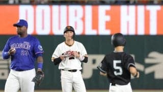 「胸アツすぎ」「カッコよすぎて涙」巨人・坂本勇人　好機で四球選んでほえる　仲間を鼓舞する珍しいシーンに反響　橋上監督代行「力を借りなきゃいけない」