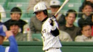 36歳で打率1割台＆1HR…「引退させられる」　野村監督の辞任で急展開、阪神元4番を救った“奇縁”