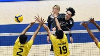 バレー男子　日本がインドにストレート勝ち　五輪切符まであと２勝　高橋藍「１、２セット目は自分がチームにリズムを持ってこられた」　準決勝は韓国と激突