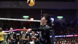 【バレー】石川祐希がサーブで劣勢を打開　日本がストレート勝利で準決勝進出