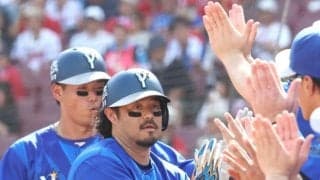 ＤｅＮＡ４連勝　二回に井上朋が先制打、その後も着々と加点　先発・尾形は八回途中２失点で５勝目