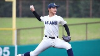 神奈川屈指の進学校・浅野が奮闘！エース右腕は8回4失点の力投、冬場での成長誓う｢強いところ倒したい｣【神奈川】
