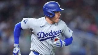 「頭痛の種をさらに増やすばかりだ」大谷翔平に続きフリーマンもか⋯右膝の状態が「重大な懸念材料」打撃や守備にも影響