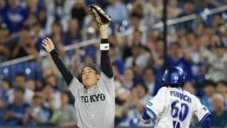 巨人　サヨナラ負けで首位奪取逃す　延長十二回マルティネス痛恨悪送球　橋上監督代行「痛いことは痛いが仕方ない」