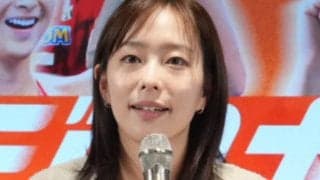石川佳純さん、薄いブルーのレアな着物姿を披露「女優さん？」「透明感が、清楚さがすごい」