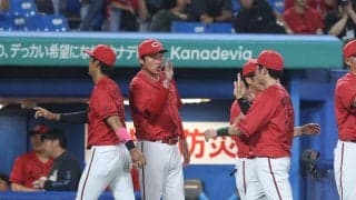 【広島】新井監督「粘って耐えてくれた」中継ぎから中２日で５回４失点の鈴木健矢称える／一問一答