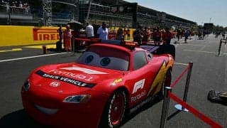 F1イタリアGPにライトニング・マックィーン登場！『カーズ』が映すF1の変化
