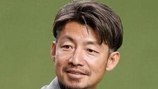 えぇモデル！？鳥谷敬氏の最新イケオジ姿に騒然「歳を重ねる度に色気が増します」ハイライトが超クール「表紙があったら買いたい」「はぁぁ…イケトリ」