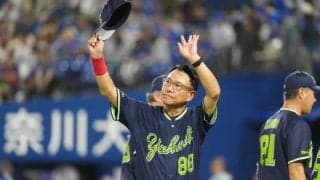 ヤクルト、来季の新CREWユニホーム発表　筆記体のロゴ＆背ネーム…ファンクラブ限定特典
