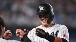 ロッテ・山口航輝が衝撃の初球先頭弾　豪快に３１号ソロ　プロ初先発の石垣も笑顔に