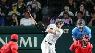 阪神　初回から打線爆発！佐藤輝明が打点王独走の先制タイムリー→大山も２点タイムリー　７０イニングぶり複数得点で７連敗の空気払拭　甲子園が大歓声に