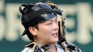 阪神　伏見寅威が好判断で高橋遥人をアシスト　暴投で三塁に投げず一塁走者をタッチアウトに　最少失点で切り抜ける　広島は痛恨の走塁死に
