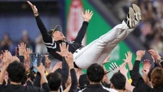 小久保監督「感無量です」球団発祥の地で決めたリーグ３連覇「関西には縁があるなと」胴上げはまさかの仕切り直しも