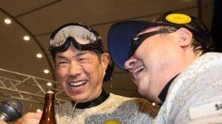 【ソフトバンク】小久保裕紀監督が柳町達にゲキ→柳田悠岐「名将！」美酒浴び指揮官KO