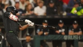 村上宗隆８戦ぶり決勝32号３ラン「ずっとチームに迷惑かけていたので」Wソックスは同率首位