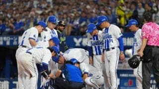 バット直撃で負傷交代のDeNA松尾汐恩は「傷はない」　相川監督が状態説明「検査をして」