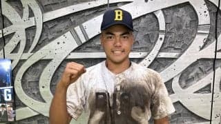 【高校野球】武相が２年ぶり８強　４番抜てきの１年・瀬戸虎太朗が期待に応え勝ち越し打