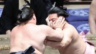 炎鵬４勝目「圧と気持ちが伝わってきた」丹治の激しい攻めにひるまず「気合で」寄り切り