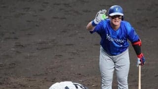 阪神　坂本誠志郎の左膝にファウルチップ直撃→すぐさま気遣い敵軍ベンチにジェスチャーした牧　阪神ファン感動「ナイスガイすぎる」「泣いてまうわ」