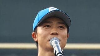 【こんな人】日本ハム中島卓也が磨いた「巧の技」三塁側ベンチでグラブを構える選手が続出