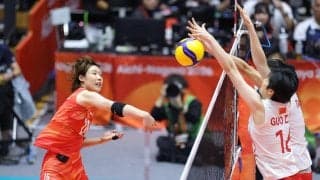 【バレー女子】日本、第１セット落とす　中国に１９－２５　高さに大苦戦　勝てば４８年ぶり金メダル…アジア大会