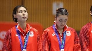 【バレー女子】日本、４８年ぶり金メダルならず　中国に返り討ち０-３惨敗　第３セット大量８点リードから悪夢大失速…アジア大会