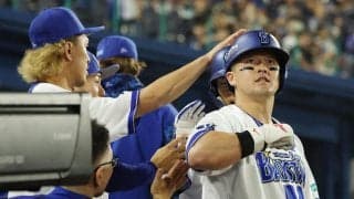 【DeNA】牧秀悟「気をつけて帰って」長野から応援にきた両親の前で初30号「目指してきた」
