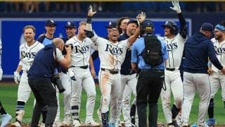 「弱い時期の」“ユニ復活”に日本ファン騒然　まさかの新デザイン「今になって？」