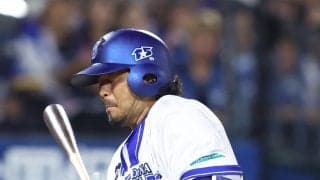【DeNA】左肘に死球受けた宮崎敏郎、雨の中で試合前練習に参加　大丈夫ですか？に「はい」