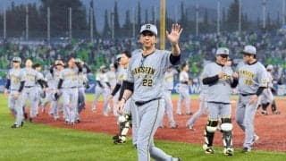 【阪神】ヤクルトから選手、虎党へ心温まるメッセージ　敵地神宮での今季最終戦を終え、粋な演出