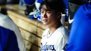 山本由伸の隣で“意味深フェイス”　287億円男の一瞬…ド軍カメラで発見「カワイイ」