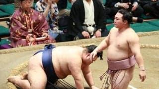 関取最軽量の炎鵬が最重量の一意に勝利　95キロの体重差に「恐怖心と戦いました」と苦笑い